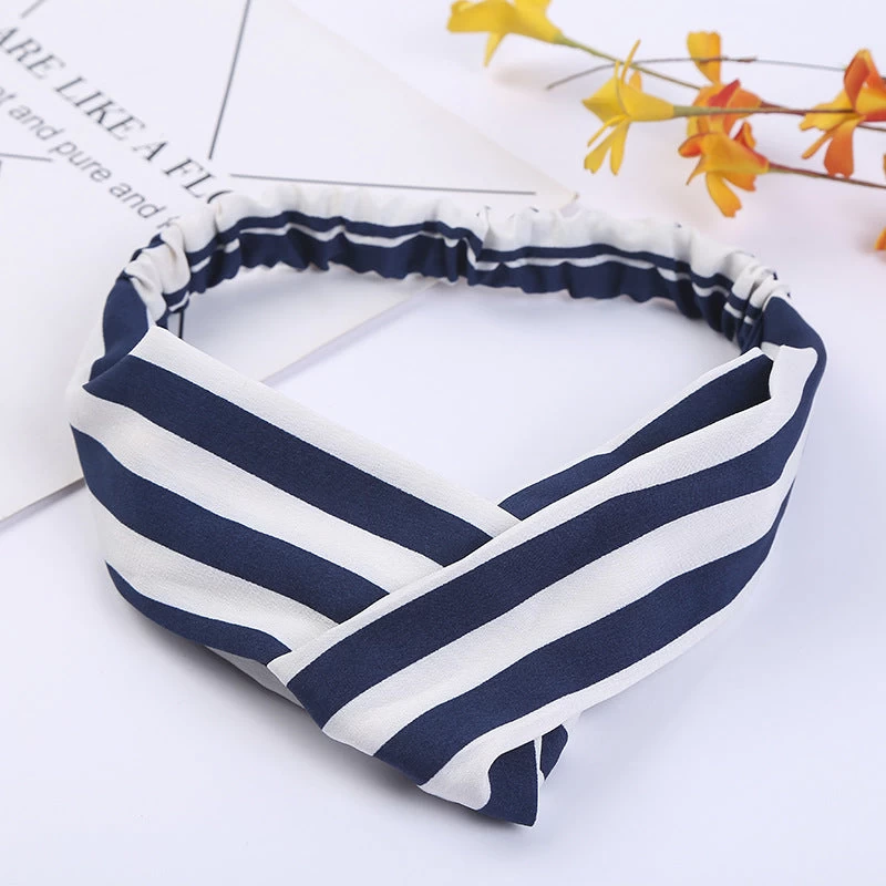 Strips Patterned Elastic Headband - Image 4