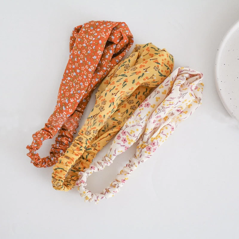 Small Flowers Prints Elastic Headband - Image 3