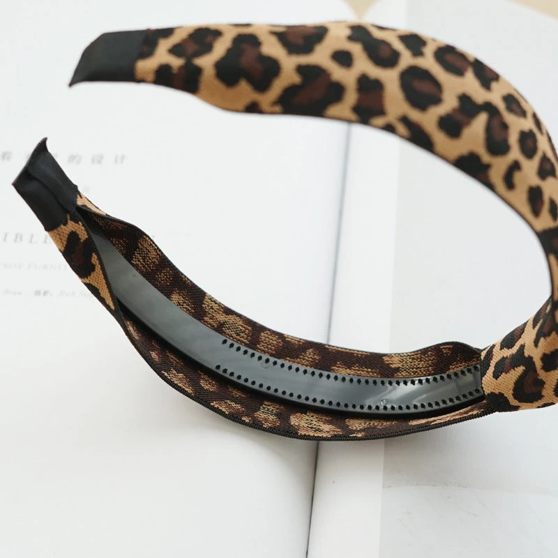 Black Brown Leopard Print Knotted Headband - Image 6