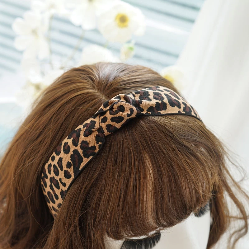 Black Brown Leopard Print Knotted Headband - Image 3