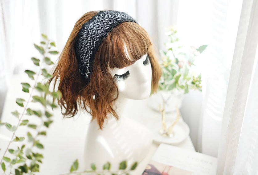 7.5cm-wide Floral Edged Knitted Threads Headband - Image 2