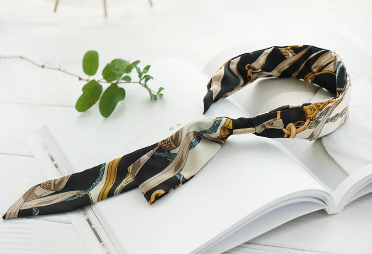 Patterned Satin Headband With Scarf - Image 10