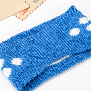 Lovely Dots Crochet Headband - Image 4