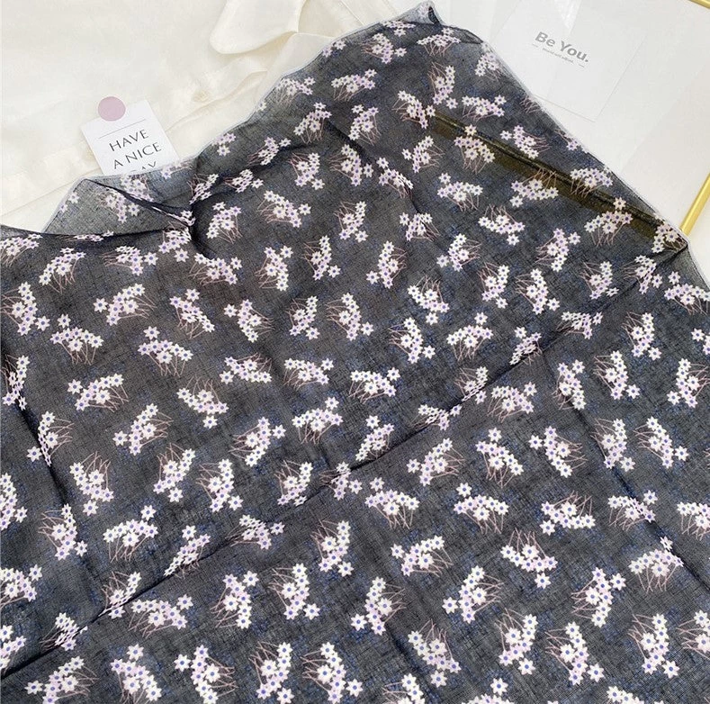 Flowers Print Square Scarf - Image 13