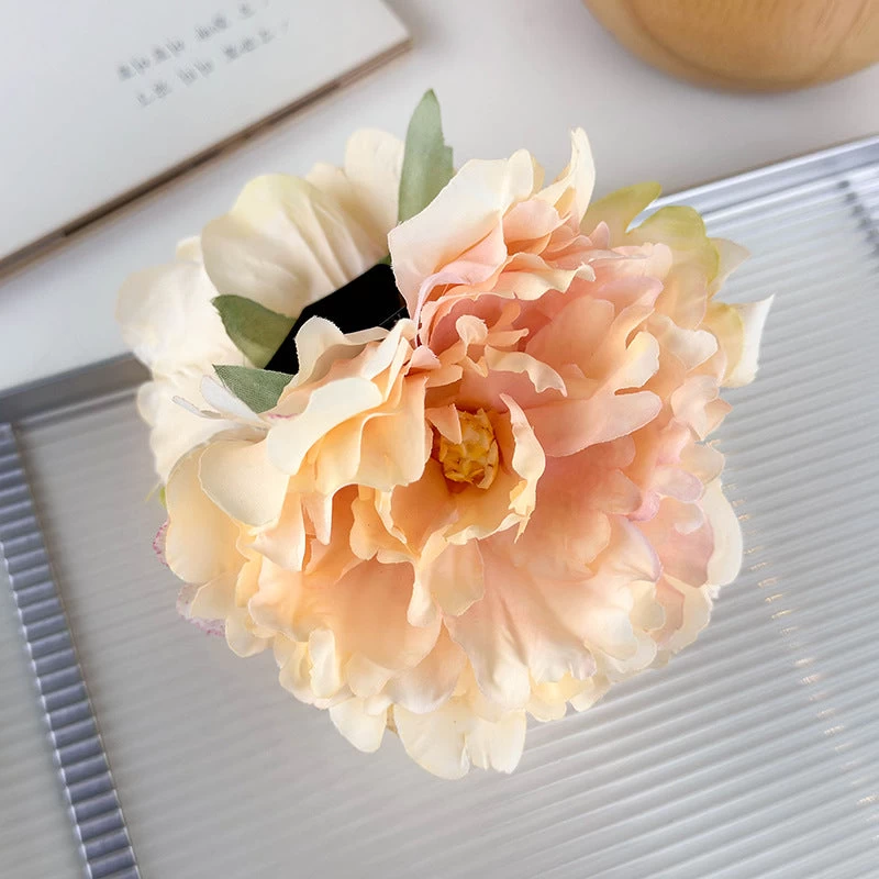 Large Flower Hair Claw - Image 7