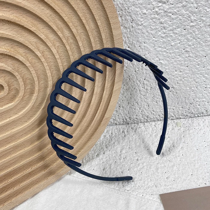 Acrylic Headband With Long Teeth - Image 6