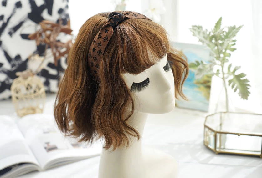 Bee Patterned Ribbon Knotted Headband - Image 4