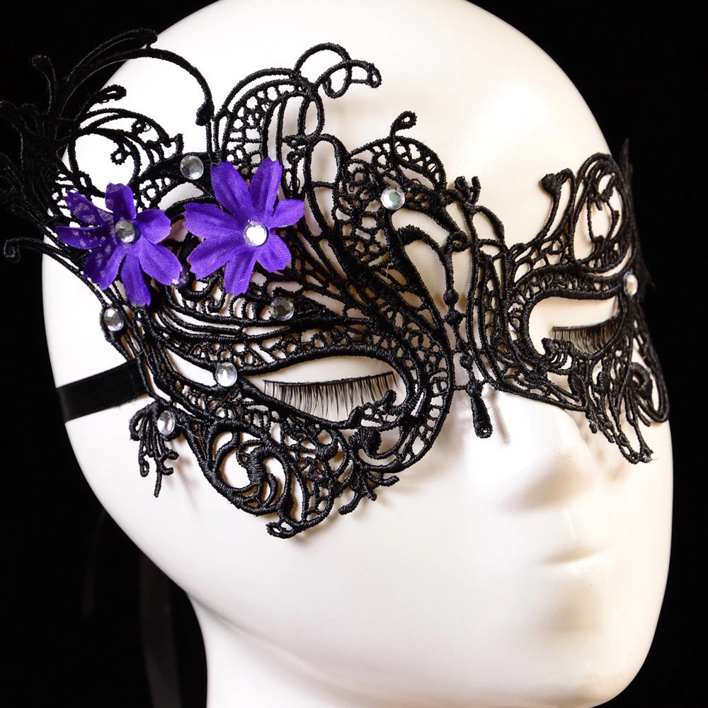 Jewelry Lace Eye Mask - Image 4