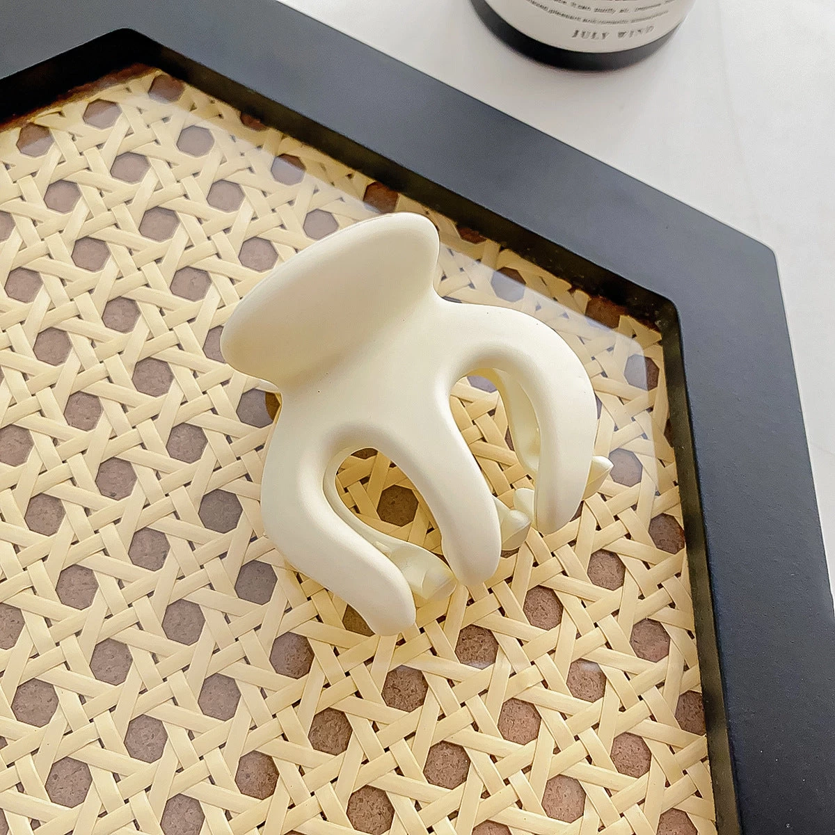 Matte Acrylic Small Hair Claw - Image 7