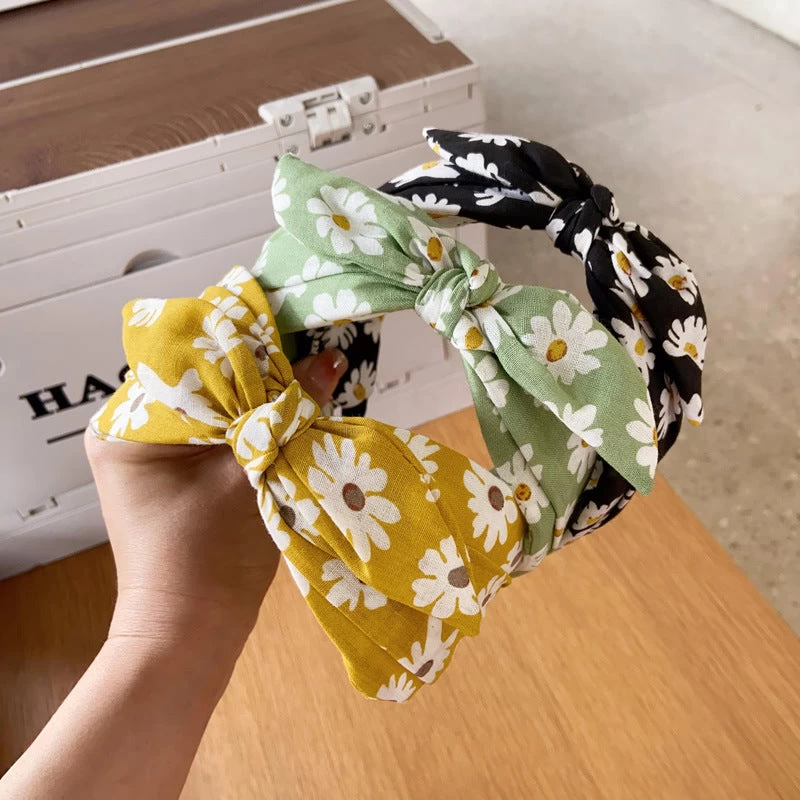 Daisy Print Headband With Bow - Image 2