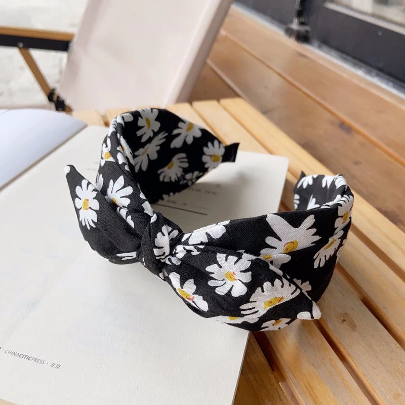 Daisy Print Headband With Bow - Image 4