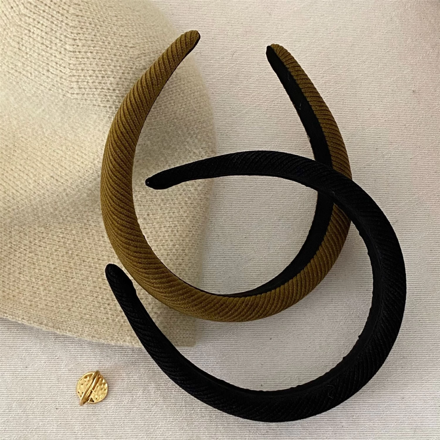 3-cm Wide Thinly Padded Plain Corduroy Headband - Image 7