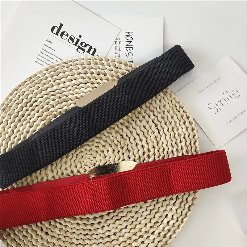 Stretch Wide Belt With Shiny Gems Studded Buckle - Image 3