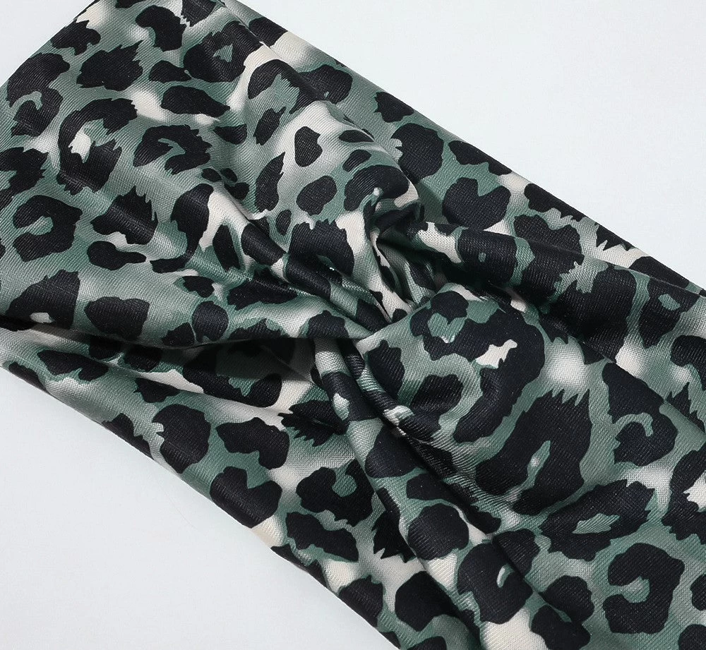 2-way Stretch Headband In Leopard Prints - Image 3