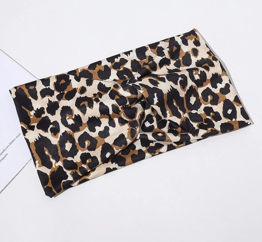 2-way Stretch Headband In Leopard Prints - Image 5