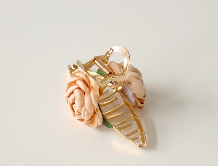 Gold Metal Hair Claw With Flowers - Image 4