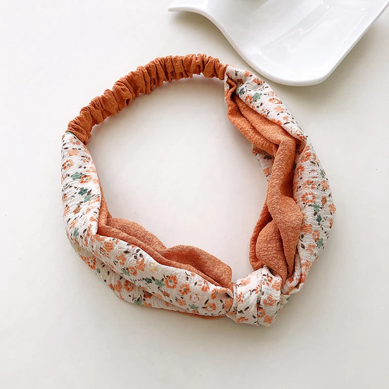 Knotted Floral Elastic Headband - Image 5