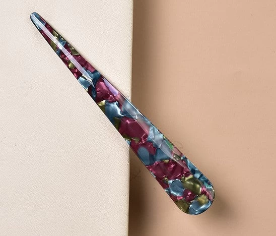 Large Size Resin Ibis Clip In Multicolours - Image 11