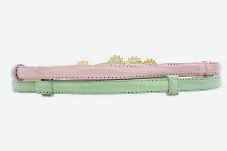 Daisy Flowers Buckle Leather Belt - Image 5
