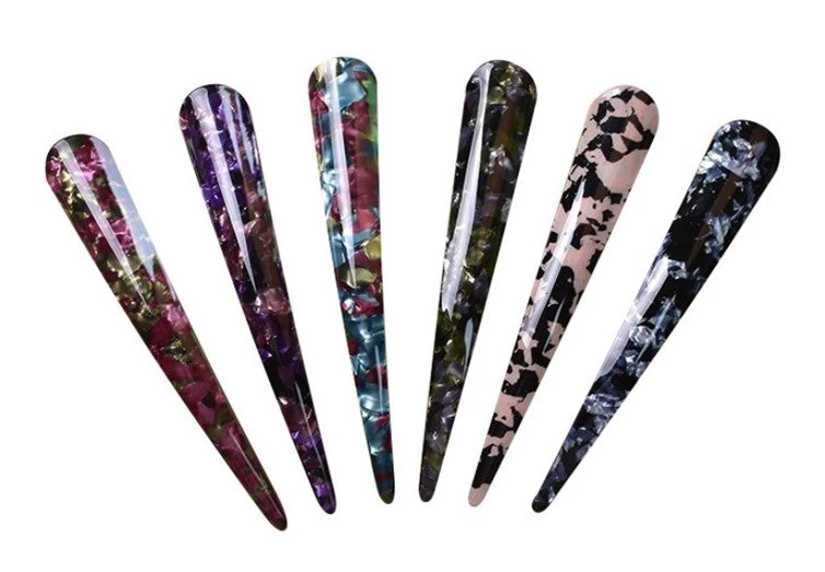 Large Size Resin Ibis Clip In Multicolours - Image 3